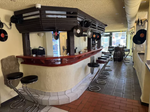 Grotte Bar zum Löwen Boswil